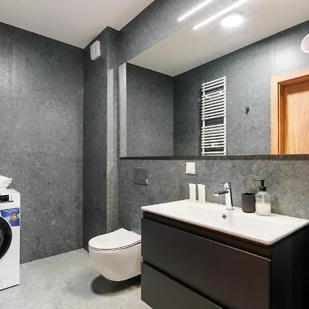 Akces Kasprowicza 20c- Basen, Sauny, Jacuzzi, Silownia W Cenie - Schwimmbad, Saunen, Jacuzzi, Fitnessstudio Im Preis Apartamento