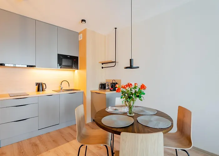 Akces Kasprowicza 20c- Basen, Sauny, Jacuzzi, Silownia W Cenie - Schwimmbad, Saunen, Jacuzzi, Fitnessstudio Im Preis Lägenhet *