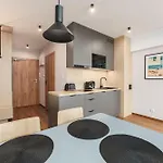 Akces Kasprowicza 20c- Basen, Sauny, Jacuzzi, Silownia W Cenie - Schwimmbad, Saunen, Jacuzzi, Fitnessstudio Im Preis