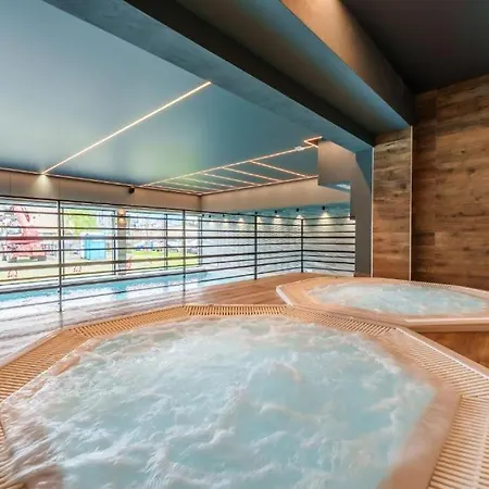 Akces Kasprowicza 20c- Basen, Sauny, Jacuzzi, Silownia W Cenie - Schwimmbad, Saunen, Jacuzzi, Fitnessstudio Im Preis