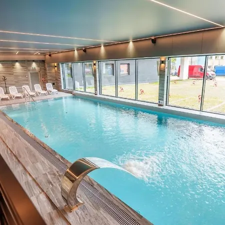 Akces Kasprowicza 20c- Basen, Sauny, Jacuzzi, Silownia W Cenie - Schwimmbad, Saunen, Jacuzzi, Fitnessstudio Im Preis アパート コウォブジェク