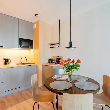 Akces Kasprowicza 20c- Basen, Sauny, Jacuzzi, Silownia W Cenie - Schwimmbad, Saunen, Jacuzzi, Fitnessstudio Im Preis Apartamento *